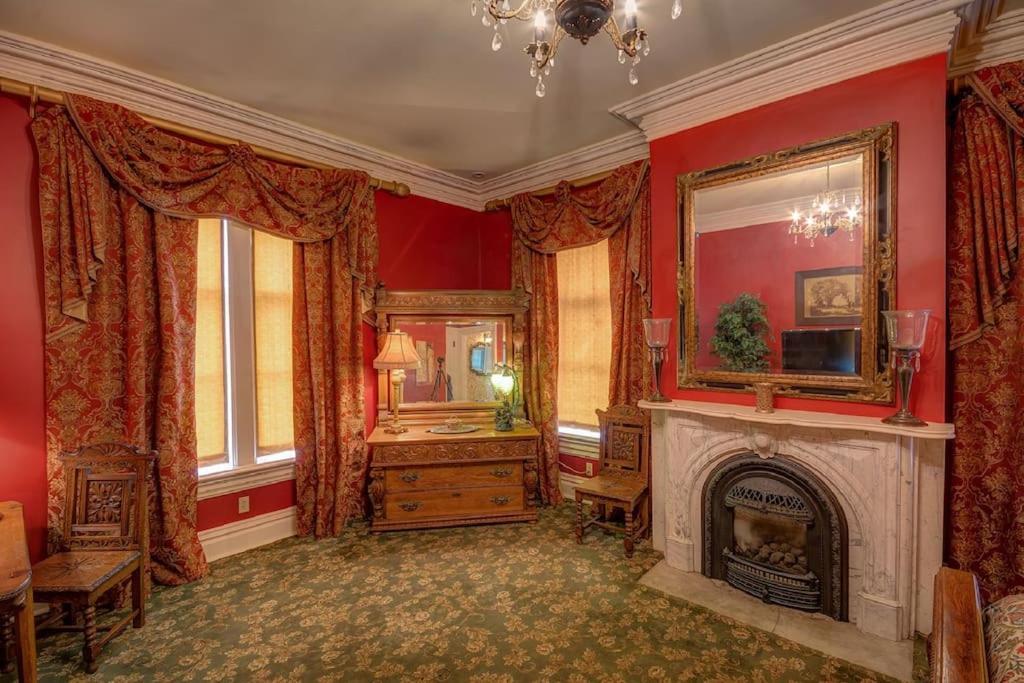 Merry Mansion East Dubuque Luaran gambar